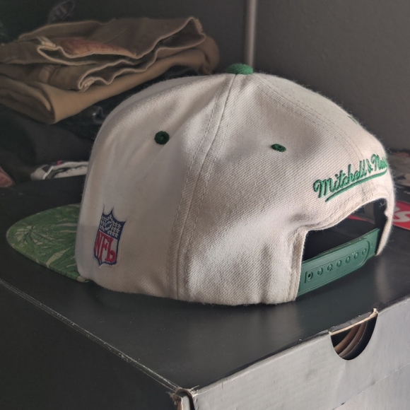 Custom vintage Mitchell & Ness Jets snapback - Picture 2 of 4
